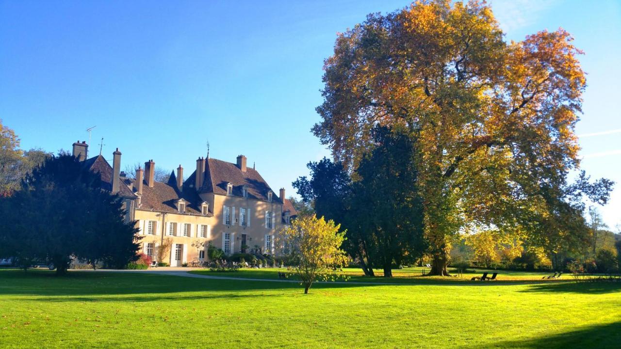 Chateau De Vault De Lugny Exteriör bild