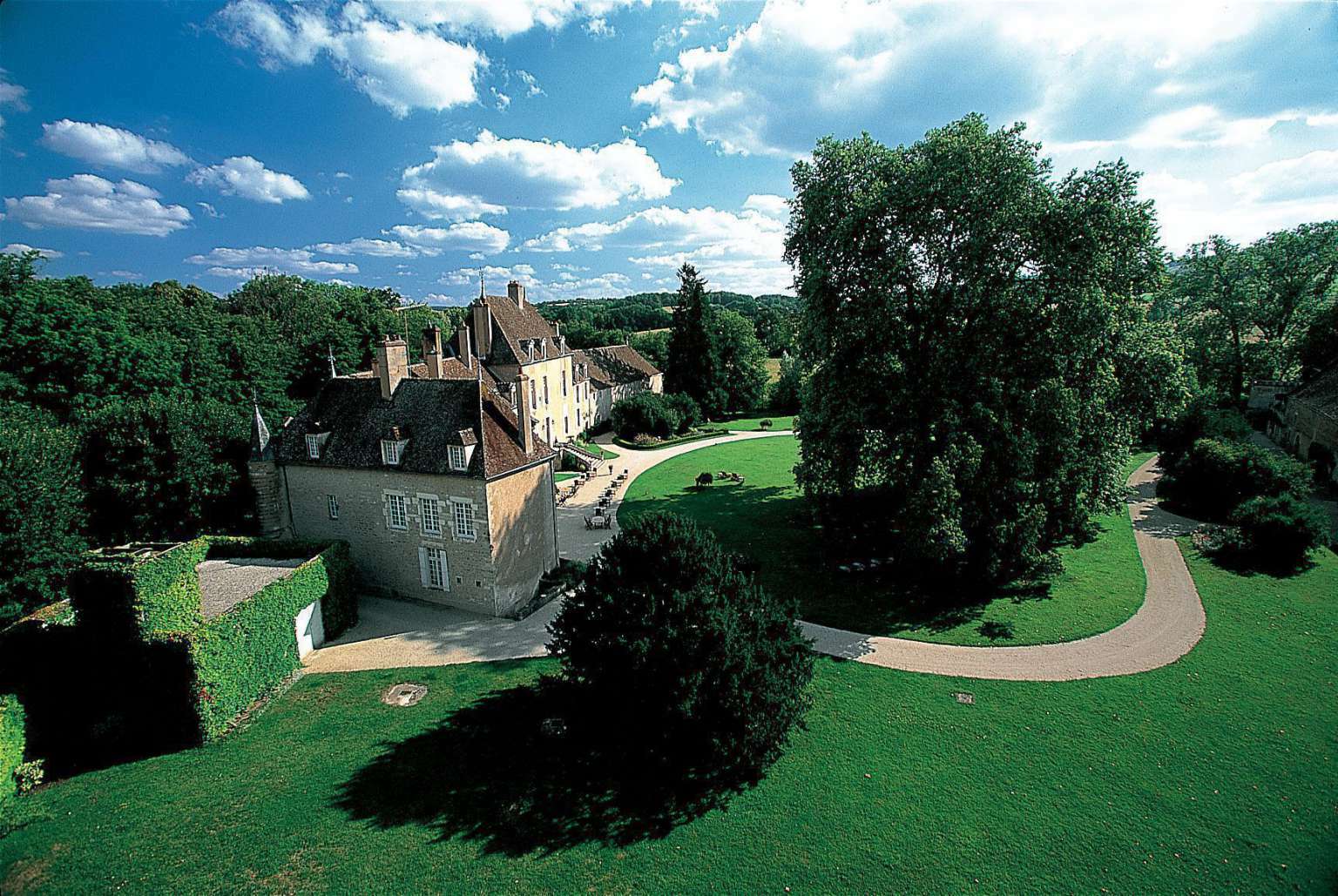 Chateau De Vault De Lugny Exteriör bild